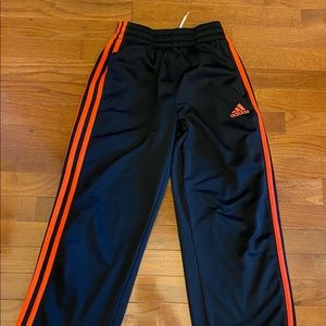 Youth M (10-12) Adidas Pants